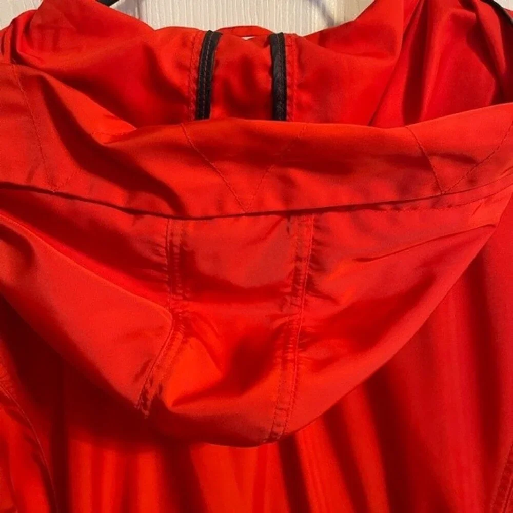 Michael Kors Hooded Raincoat. Gold Zippers. Multiple Pockets. Size Medium